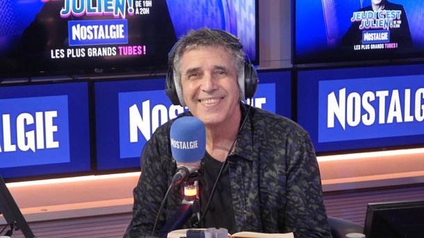 Fly me to the moon, Moon River, J'ai demandé à lune... Julien Clerc dévoile sa playlist pour s'évader sur la lune