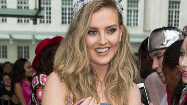 Perrie Edwards : en larmes sur scène !