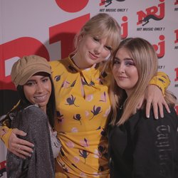 Taylor Swift dans l'émission C'Cauet sur NRJ