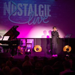 Nostalgie Live Marc Lavoine  : Concert privé au Château de la Buzine, le 5 mai 2022 à Marseille