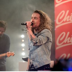 Julien Doré chante "Chou Wasabi"