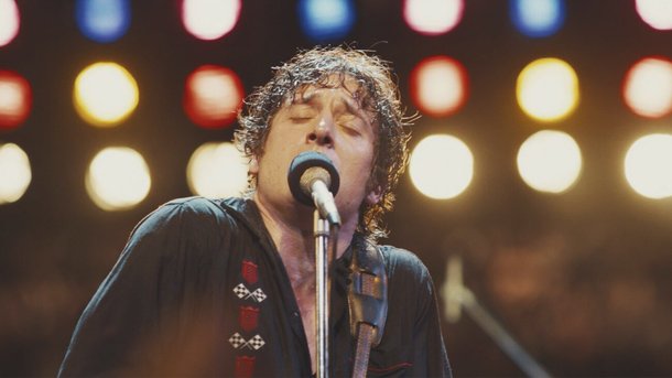 "Born in the USA m'a mis sur les rotules", avoue Jeremy Allen White à Bruce Springsteen