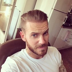 M.Pokora à la campagne