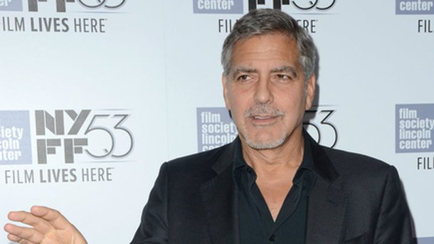 George Clooney :comparé à un grand-père par Noah Wyle