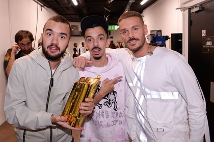 Bigflo & Oli et M Pokora - Backstage NRJ Music Awards 2019