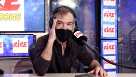 Jonathan Lambert : pour en savoir plus sur lui, voici sa bio express sonore : il y est question de déguisement, de chiens, de casting, de clip et d'un drôle de carnet de notes !