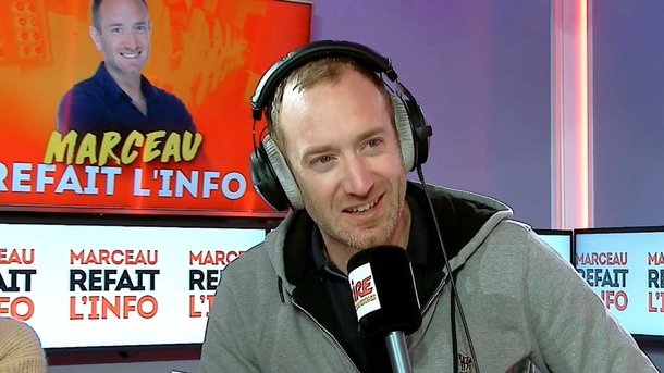 Humour et football : Première en équipe de France de football : une joueuse des Bleues a pu emmener son bébé de 9 mois à Clairefontaine - L'actu vue par l'imitateur Rémi Marceau