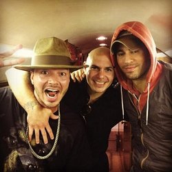 Enrique Iglesias: #EnriquePitbullTour in flight w @jbalvin & @pitbull ! Thanks again #Atlanta