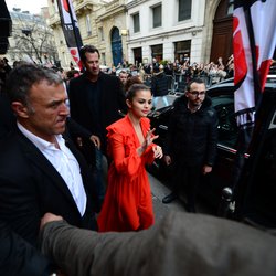 Selena Gomez à Paris chez Cauet