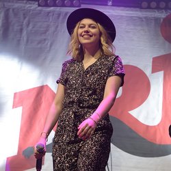 Louane - NRJ Music Tour Compiègne 2016