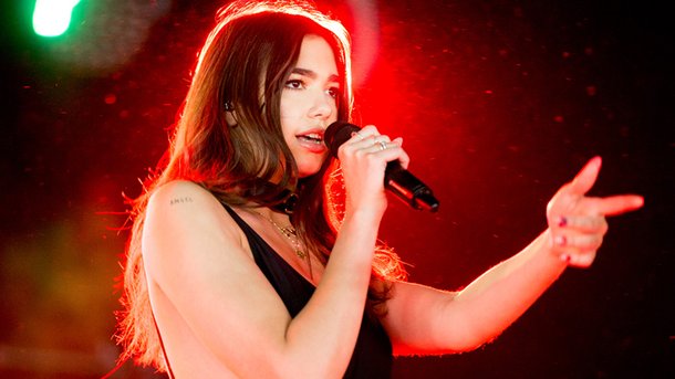 Dua Lipa : découvrez son titre «High» pour la BO de «50 Nuances plus claires»