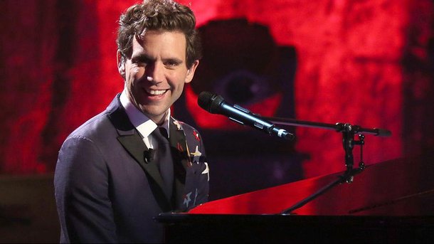 L'aviez-vous remarqué ? Mika apparaît dans plusieurs spots publicitaires !