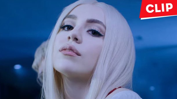 Ava Max: le clip de son nouveau hit «So Am I» enfin dévoilé