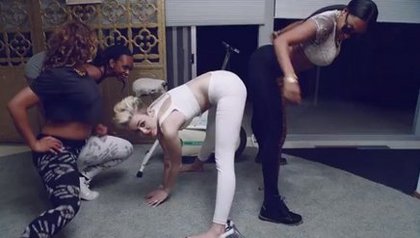 Miley Cyrus : reine du twerk !