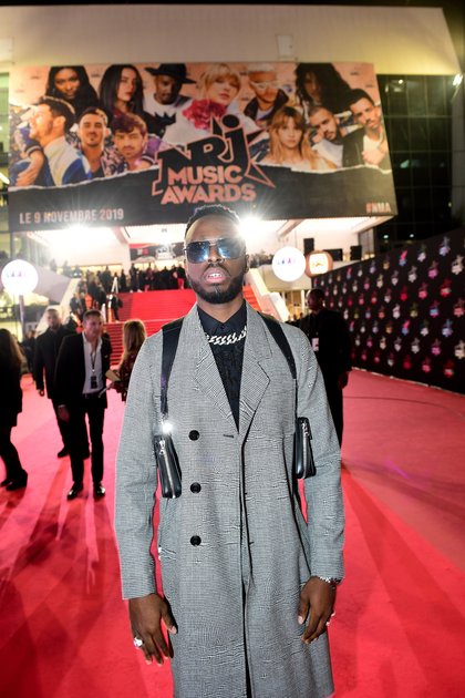 Dadju - Montée des Marches NRJ Music Awards 2019