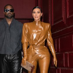 Kanye West et Kim Kardahsian à la Fashion Week de Paris