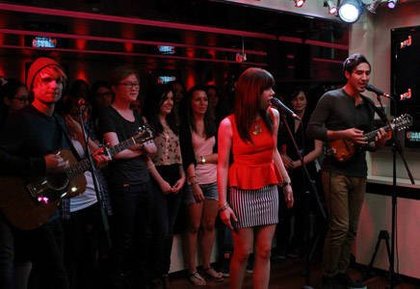 émission du vendredi 07 septembre avec Carly Rae Jepsen