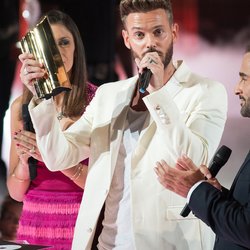 M Pokora reçoit son prix - NRJ Music Awards 2015