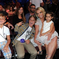 Britney Spears et sa famille aux Teen Choice Awards