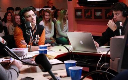 Lundi 05 novembre aves Psy et Kev Adams