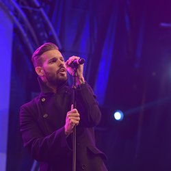 NRJ Music Tour Compiègne: M Pokora