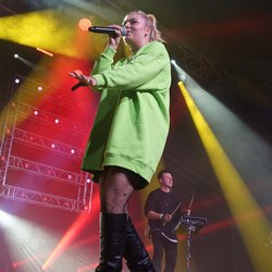Louane - NRJ Music Tour Compiègne 2021