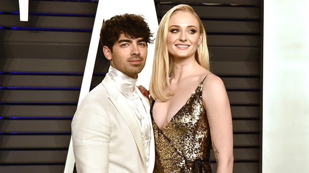 Joe Jonas se confie sur son futur mariage avec Sophie Turner : «J’ai hâte!»