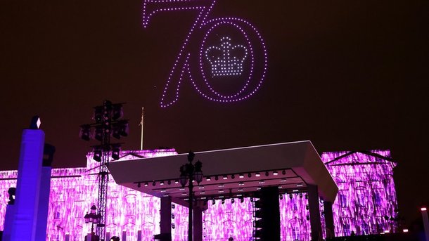 Les infos du Réveil Chérie : Les Britanniques ont célébré en musique les 70 ans de règne de la reine Elizabeth II !