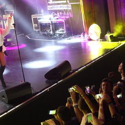 Ariana Grande en concert privé à Paris