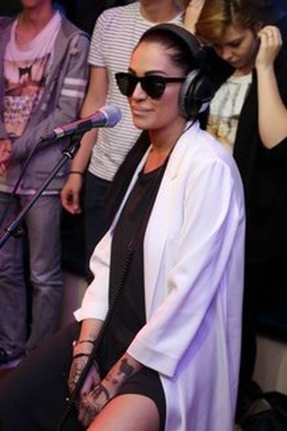 Mercredi 4 Juin avec Porcelain Black