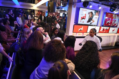 Alicia Keys chez Cauet sur NRJ