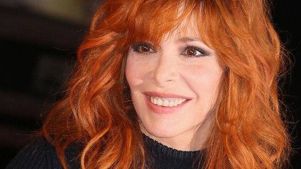 Mylène Farmer: sa touchante attention au personnel hospitalier
