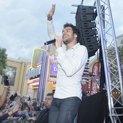 Amir au Concert Pop Love Chérie FM