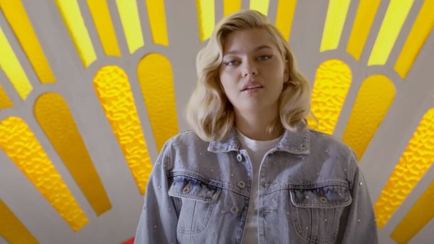 Louane – Poésie Indécise