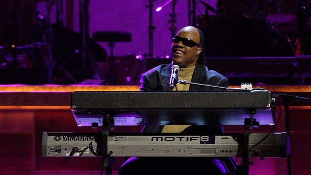 Stevie Wonder : les dessous de la chanson « Happy Birthday »