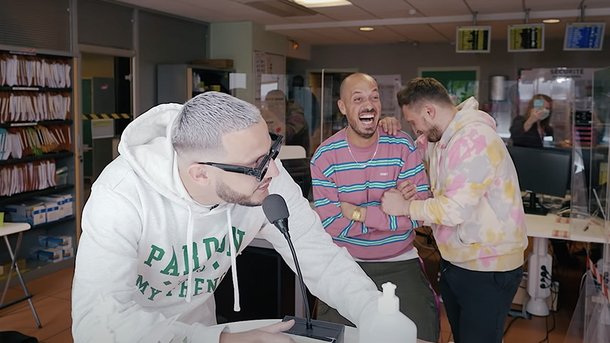 McFly et Carlito: avec DJ Snake, ils redonnent le sourire à des voyageurs