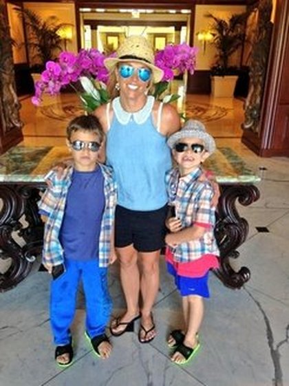 Britney Spears :Brunch with my boys!  