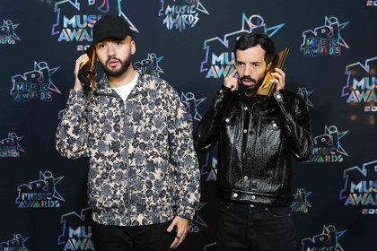 Bigflo & Oli - Photocall des NRJ Music Awards 2022