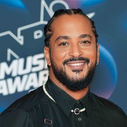Slimane - TAPIS ROUGE - NRJ MUSIC AWARDS 2023