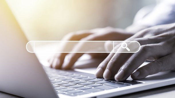 Les infos du Réveil Chérie : Quels sont les 10 mots les plus recherchés en 2023 ?