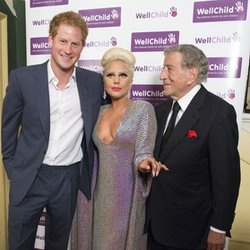 Lady Gaga et Tony Bennett rencontrent le Prince Harry