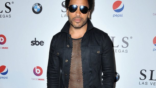 Lenny Kravitz dévoile le clip de « Sex » !