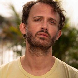 Emmanuel Marre pour le film "Rien à Foutre" avec Adèle Exarchopoulos, Alexandre Perrier, Mara Taquin