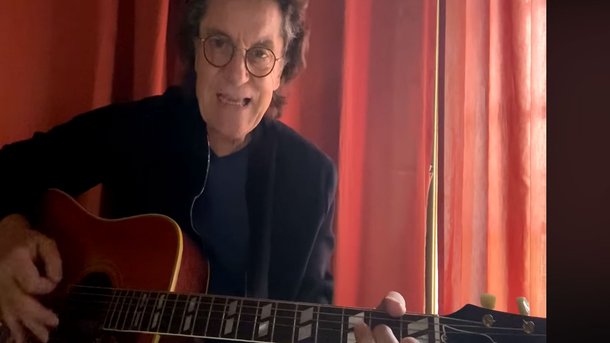 Francis Cabrel : L'instant d'amour (Jour 33)