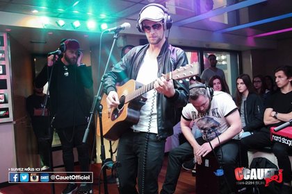 Mardi 14 Juin 2016 avec Walking On Cars - C Cauet sur NRJ