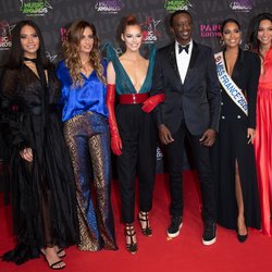 Vaimalama Chaves, Malika Menard, Maeva Coucke, Ahmed Sylla, Clemence Botino et Cindy Fabre - Tapis Rouge NRJ Music Awards Paris Edition