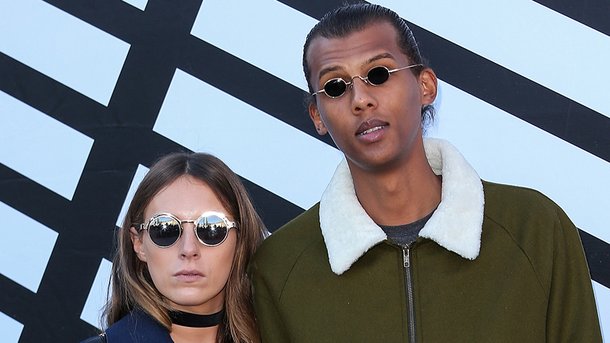 Stromae: son épouse Coralie dévoile une rare photo de lui avec son fils en vacances