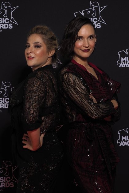 Marilou Berry et Natou - NRJ Music Awards 2017
