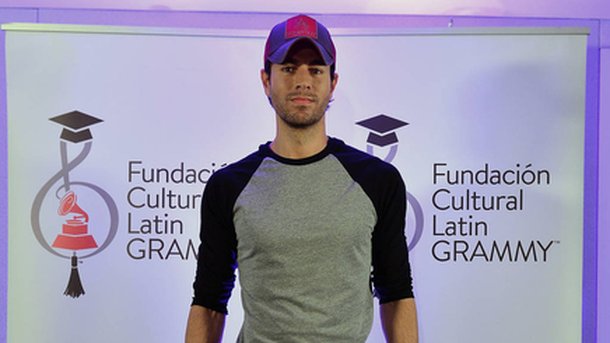 Enrique Iglesias adorable sur une photo de lui enfant!
