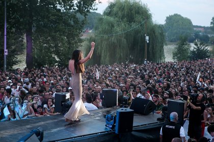 Roya - NRJ Music Tour Toulouse 2018